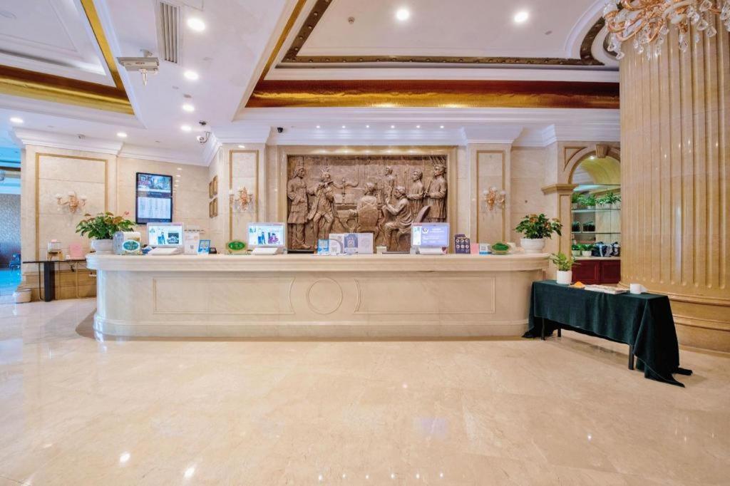 Viennainternational Hotel Shenzhen Longgang Lilan 4/44