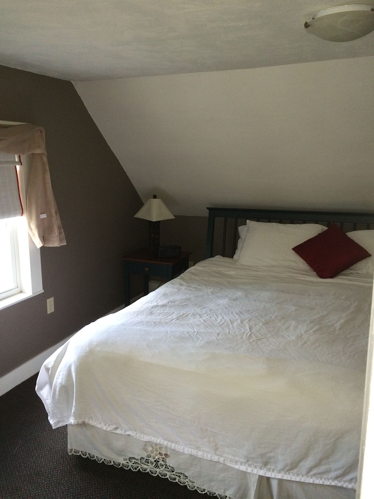 The Sunny Grange B&B 9/18