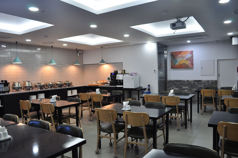 Business Hotel Venture 17/29