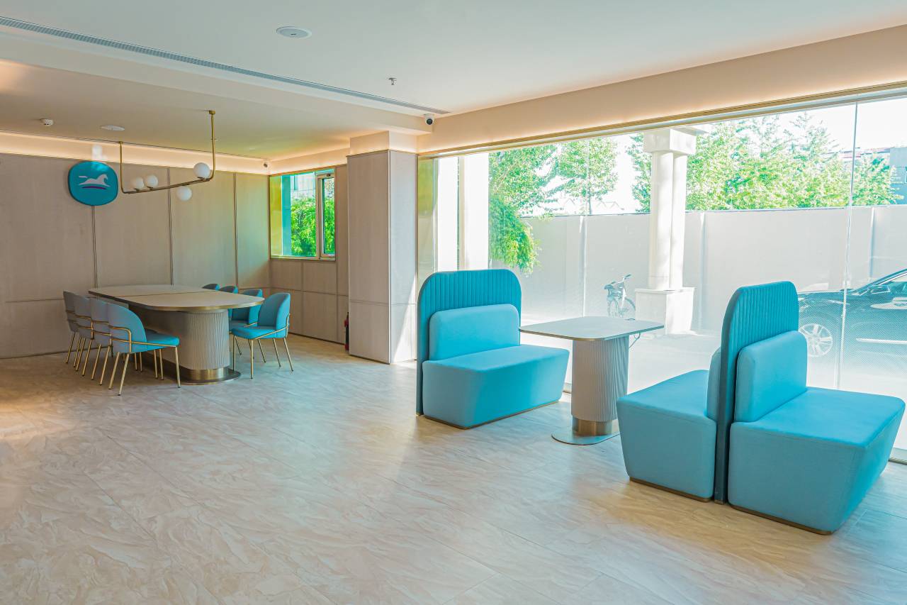 Hanting Hotel (Beijing New National Exhibition Center) 33/38
