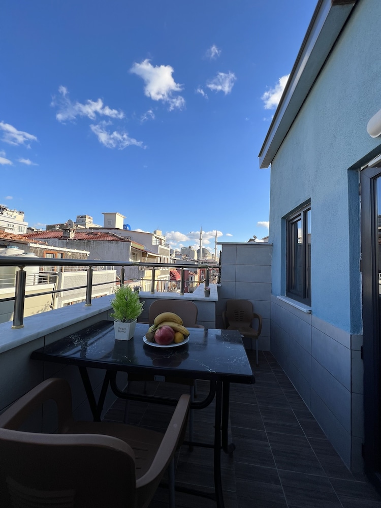 Taksim Larissa Hotel 4/50