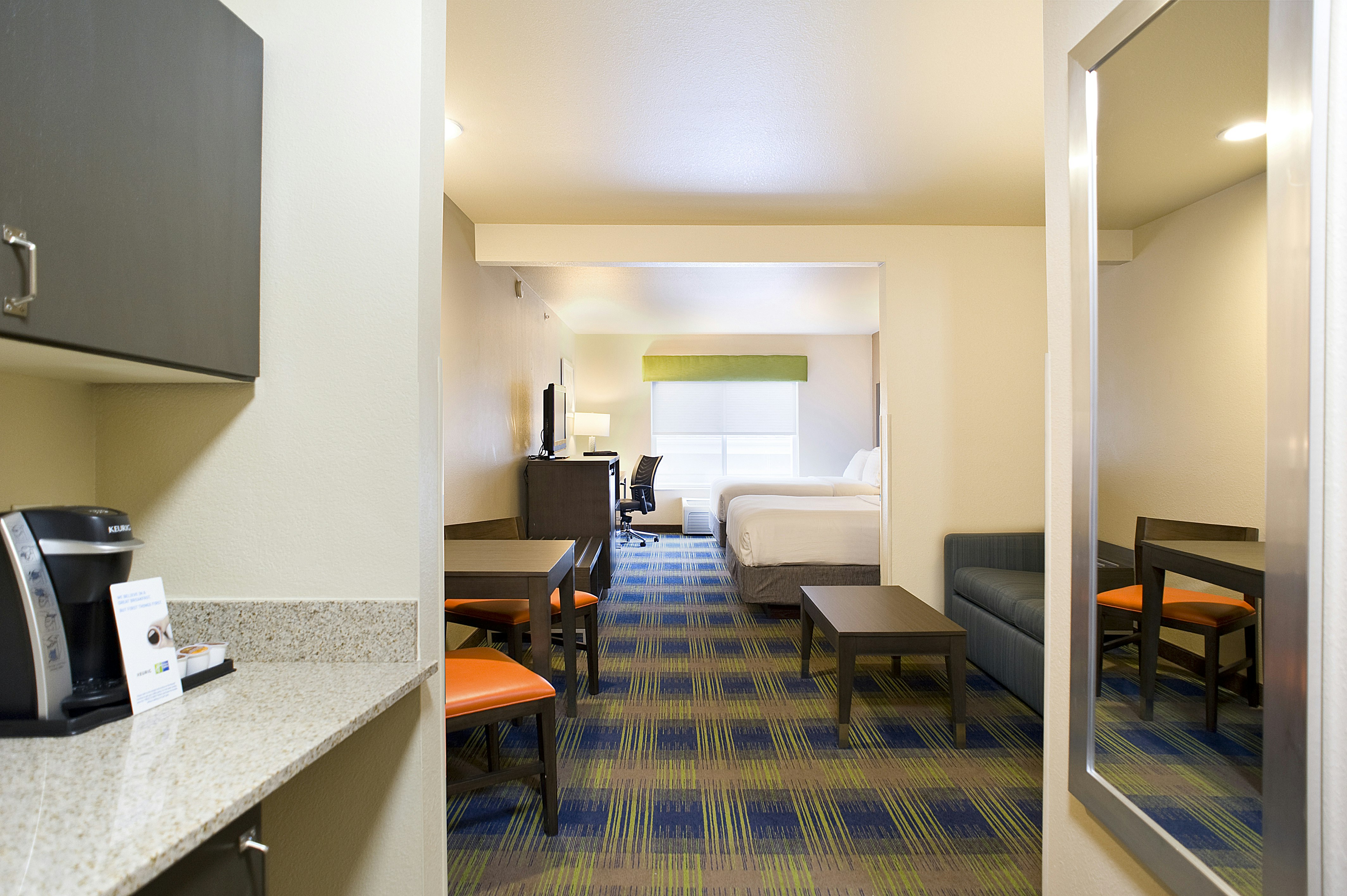 Holiday Inn Express Hotel And Suites Brookings 60/66