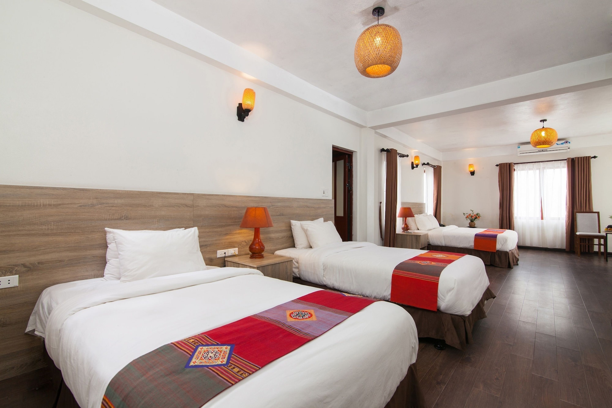 family suite, mountain view