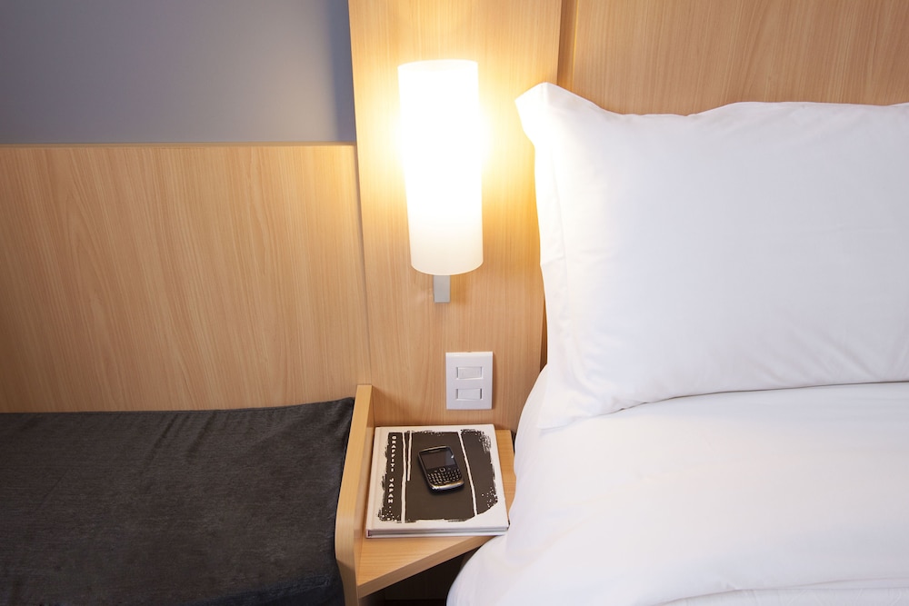 Ibis Cascavel 28/52
