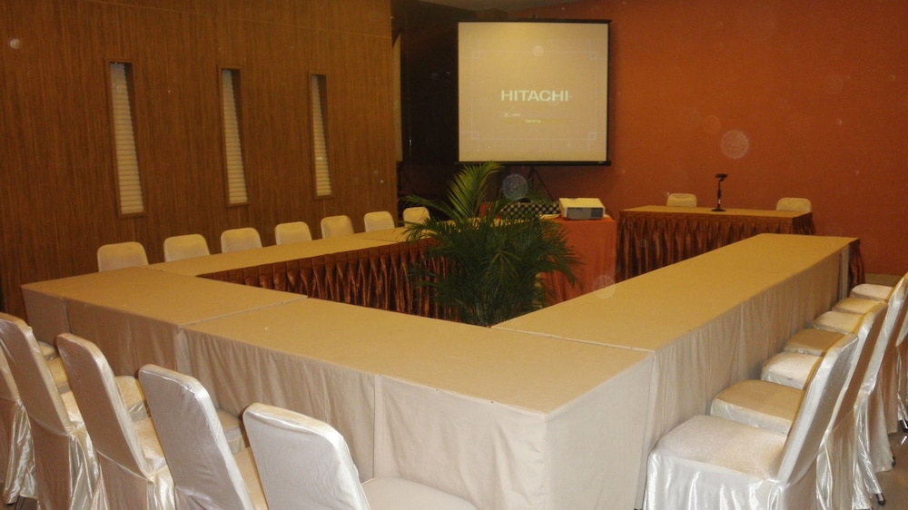 The Oxalis Regency Hotel Magelang 32/46