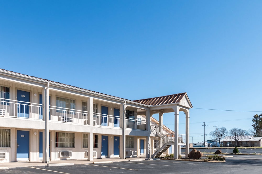 Motel6 Stephenville, TX in STEPHENVILLE - TX