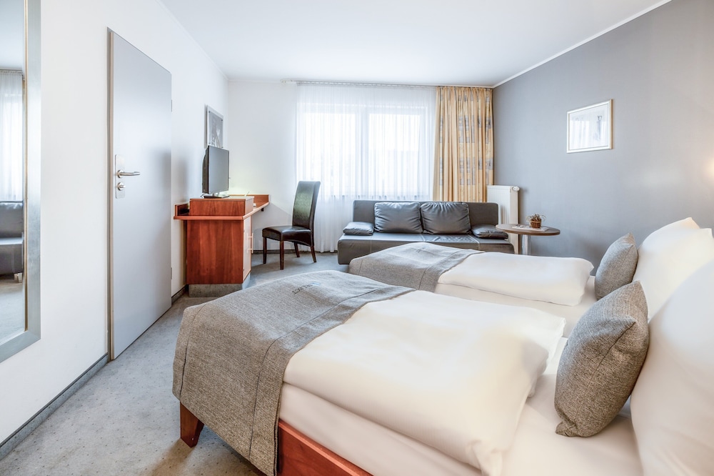 Garner Hotel Oberhausen by IHG 15/81