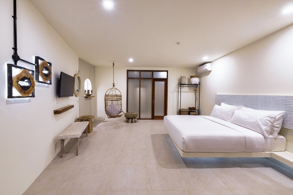 El Tropico Boutique Hotel 11/50