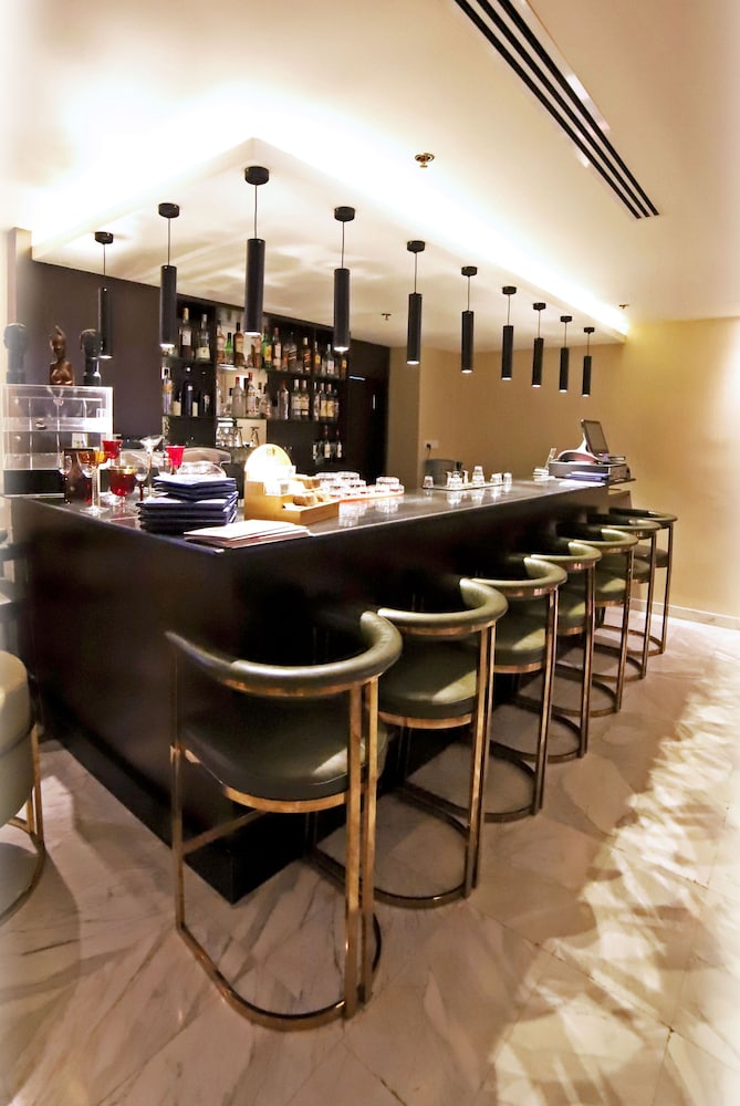 The Sanrock Hotel 40/47