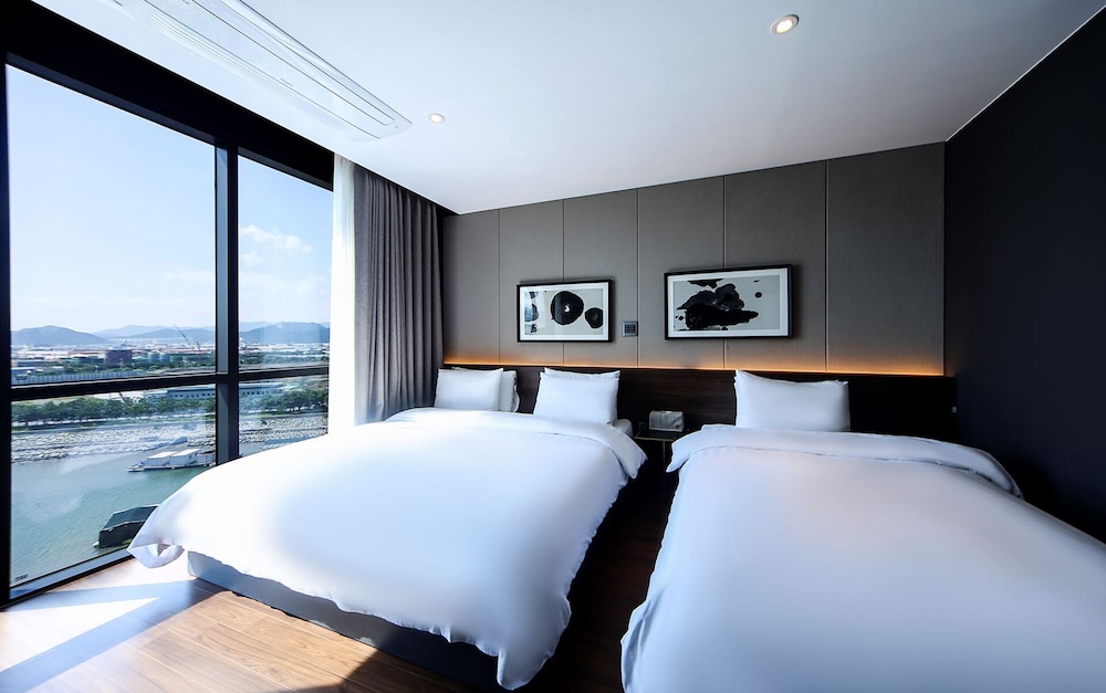 Brown-dot Hotel Sinho 11/38