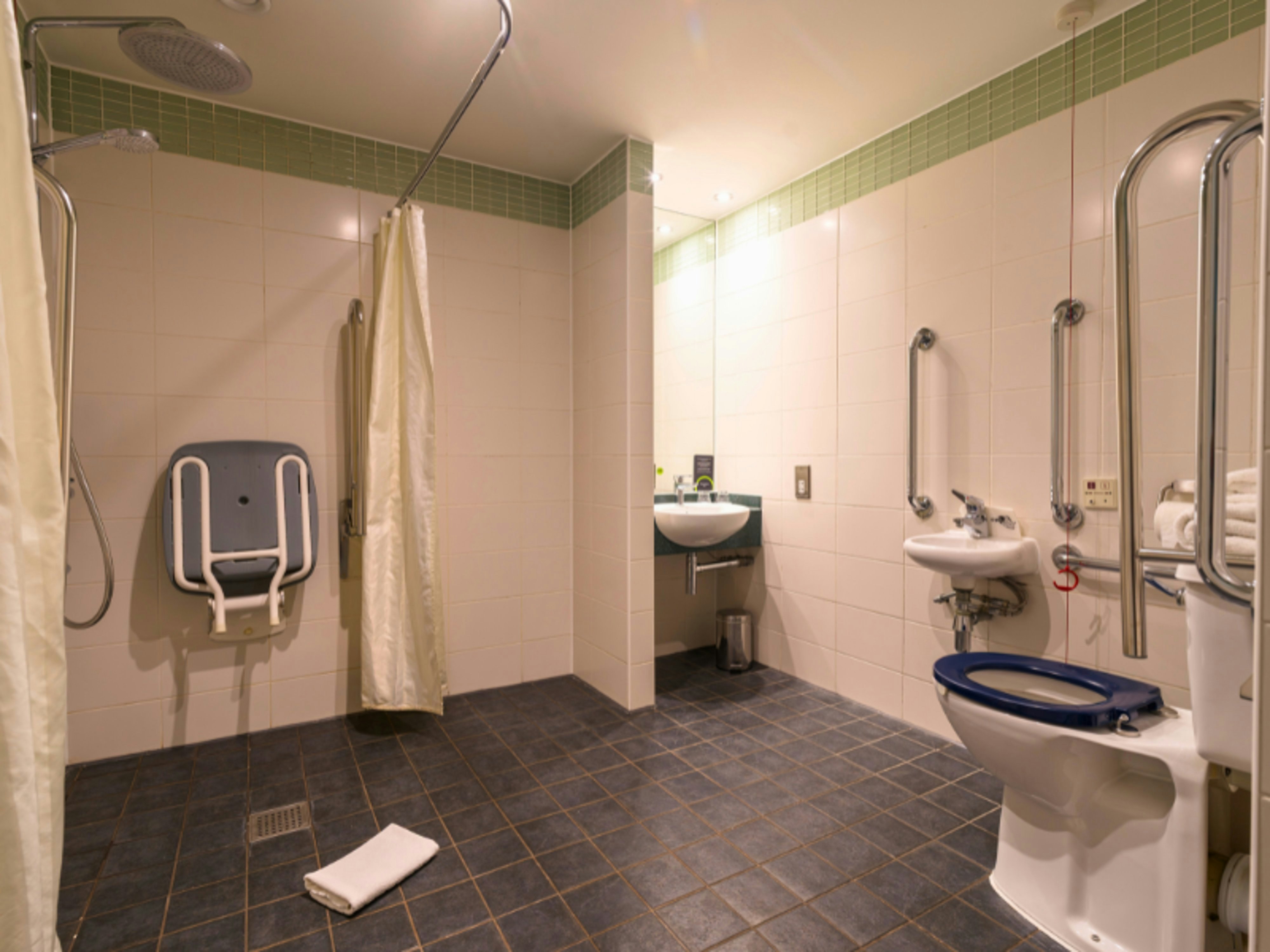 B&B HOTEL Ipswich 42/43