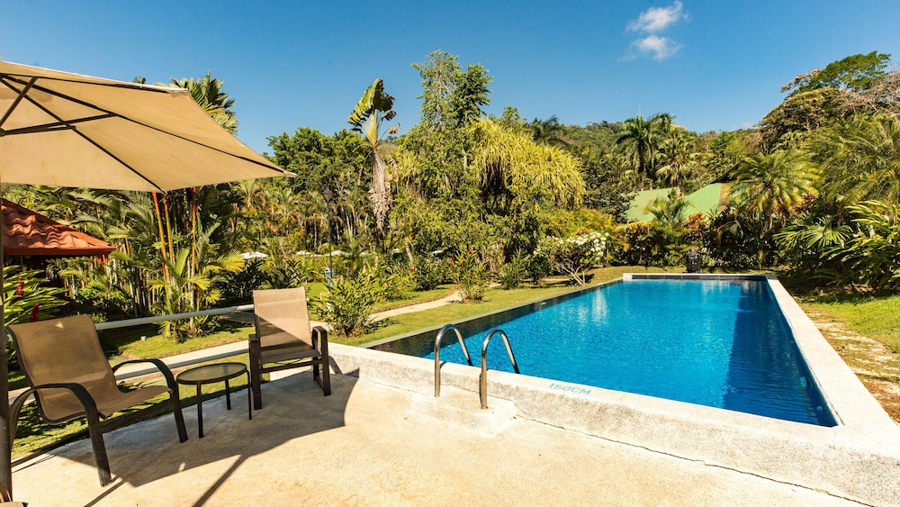 Hotel Villas Rio Mar 4/75