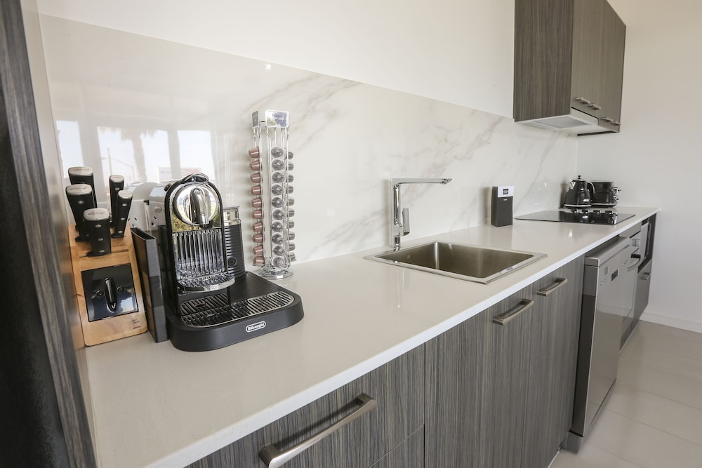 Indulge CBD Apartments 22/50