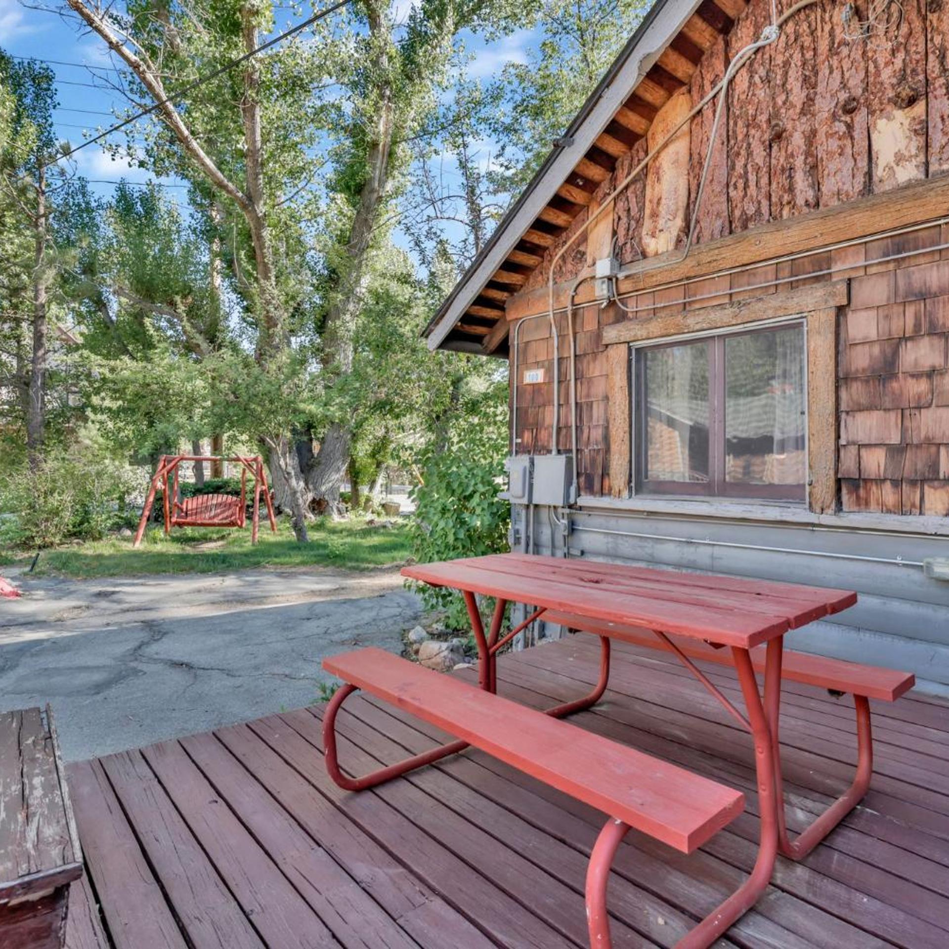 Lodge House - Family Cabin with Pool Table by Big Bear Vacations 11/28