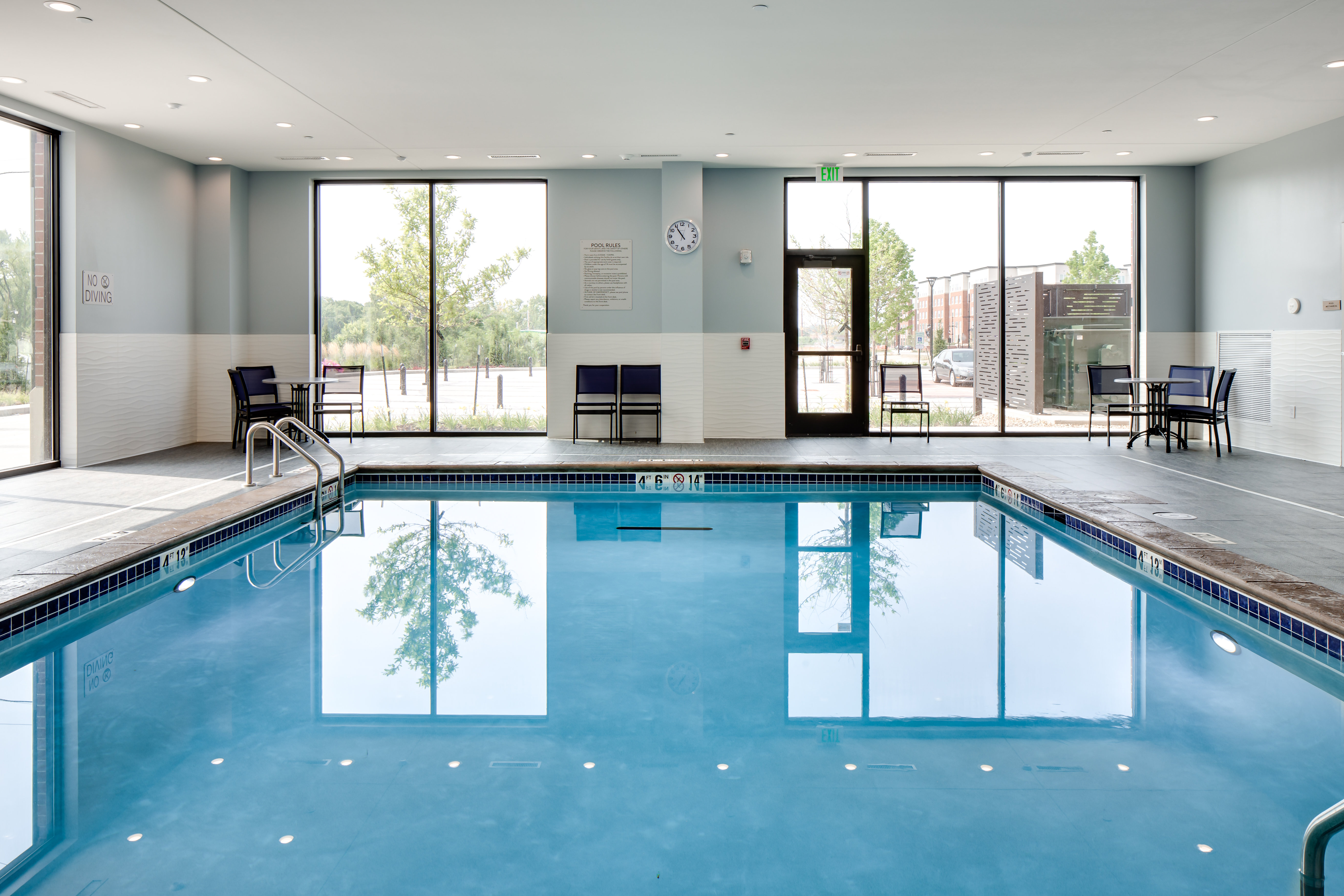 Staybridge Suites Iowa City Coralville 23/50