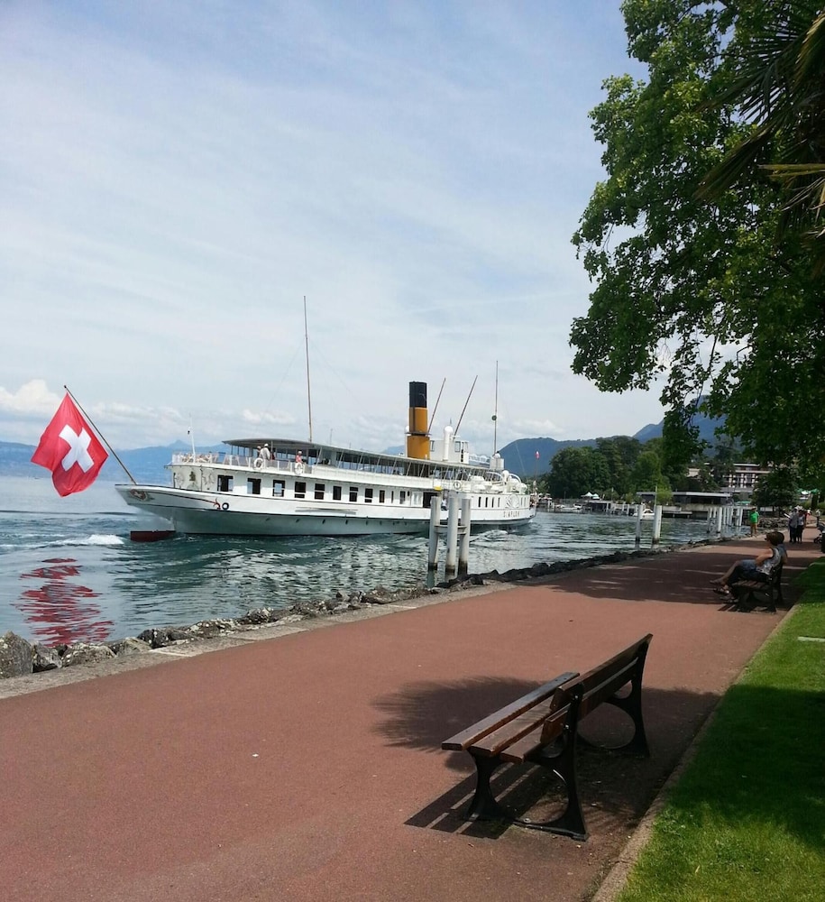 Hotel Alize Evian 53/55