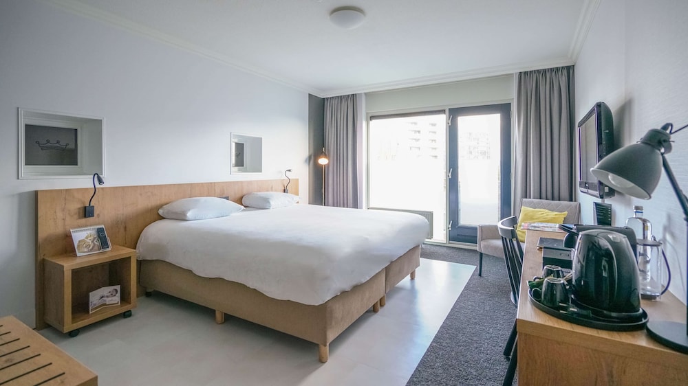 GOLDEN TULIP KEYSER BREDA 12/64