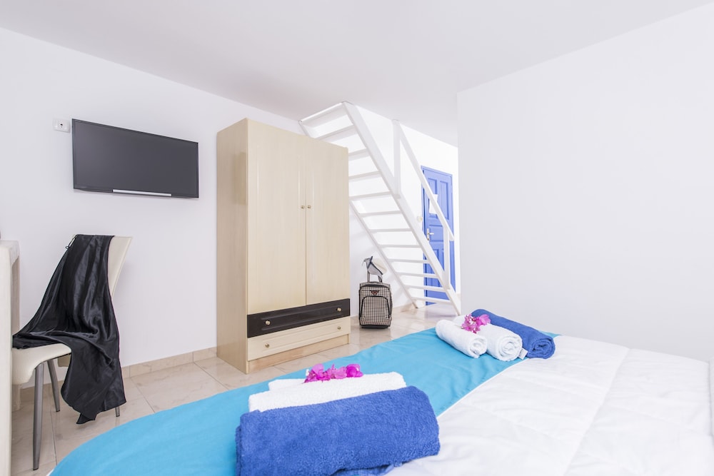 BELLA SANTORINI 22/64