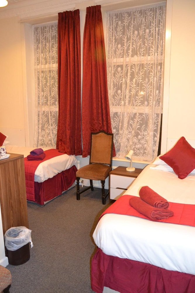 Abbey Lodge Hotel 17/31