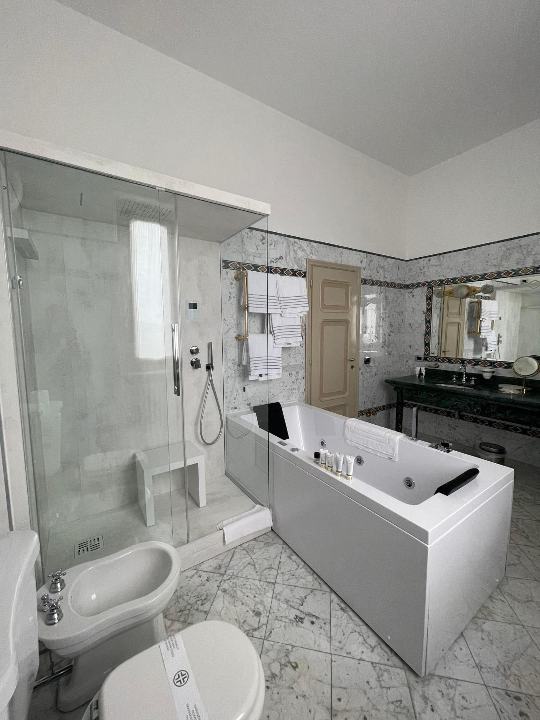 Hotel Villa La Bollina 18/19