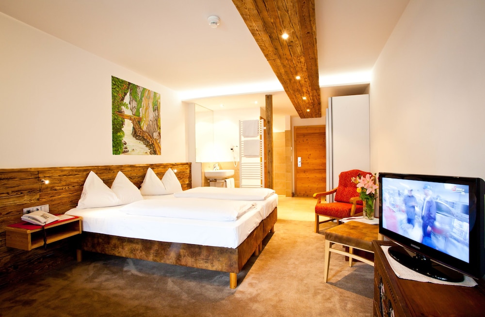 Hotel Gasthof Mitteregger 15/67