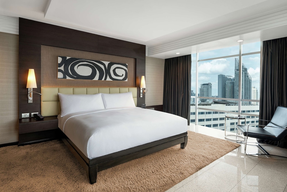 Doubletree By Hilton Bangkok Ploenchit As Formerly Majestic Grande Sukhumvit 12/51