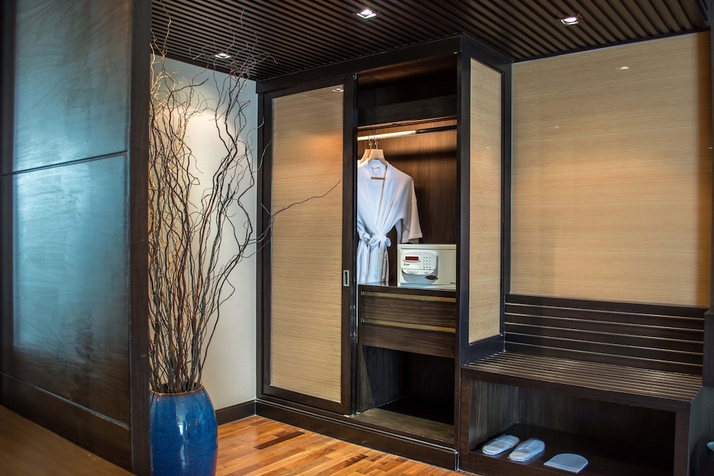 A-ONE Pattaya Beach Resort 40/67