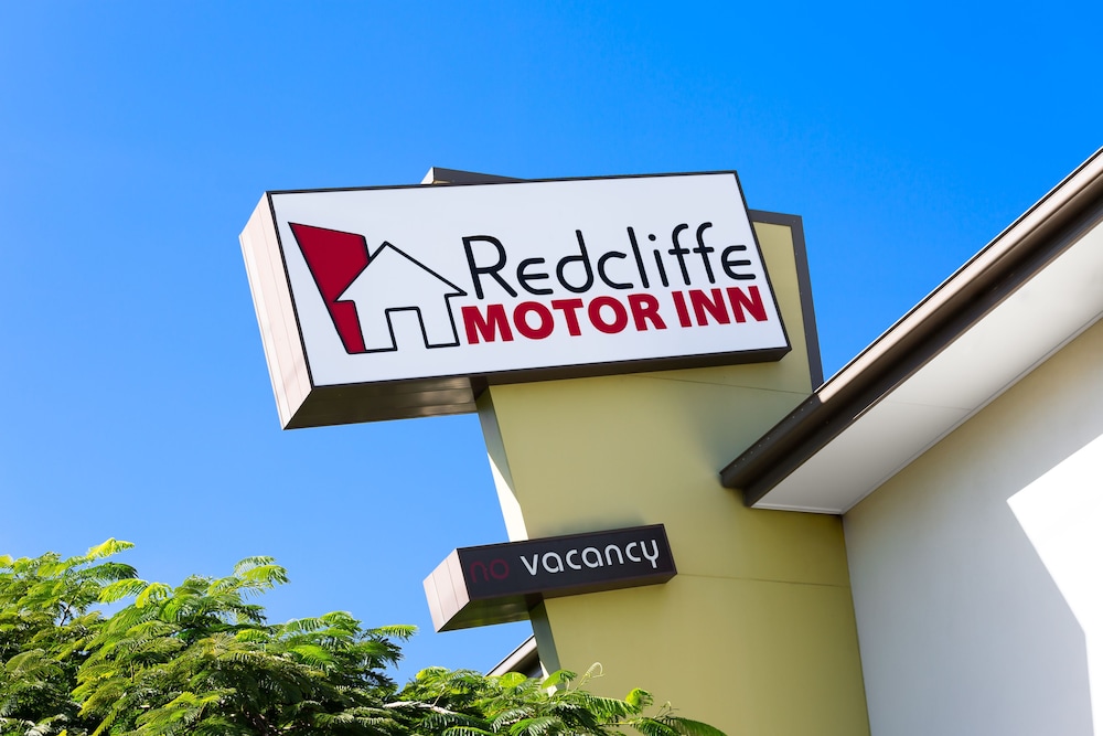 REDCLIFFE MOTOR INN 2/22