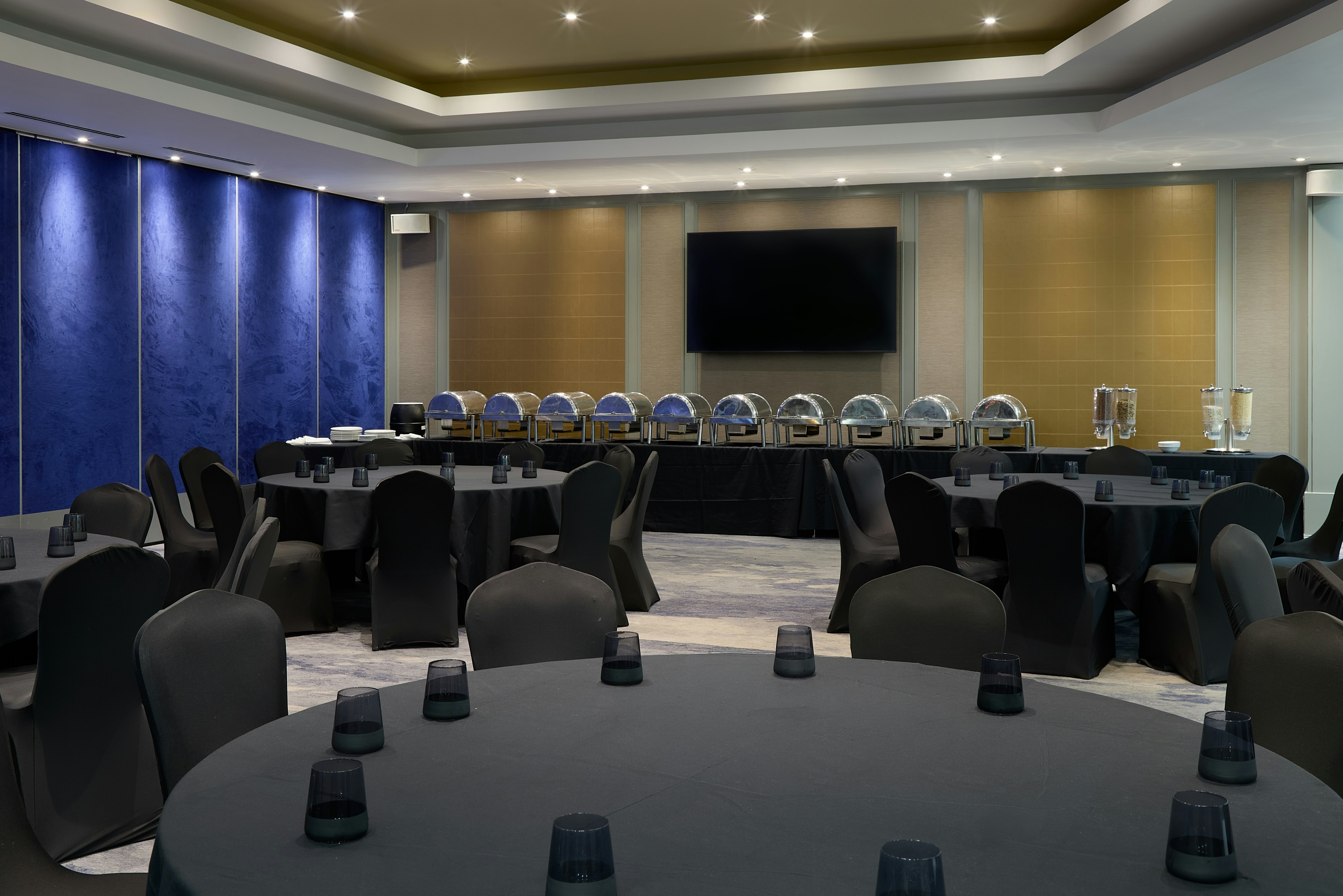 Hilton Cardiff Hotel 40/50