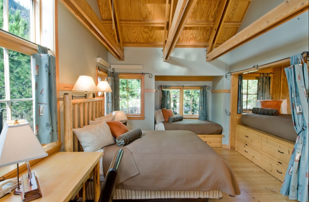 Sleeping Lady Mountain Resort 53/77