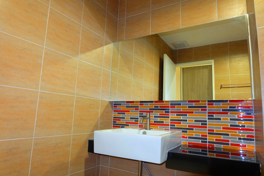 The Pride Salaya 39/39