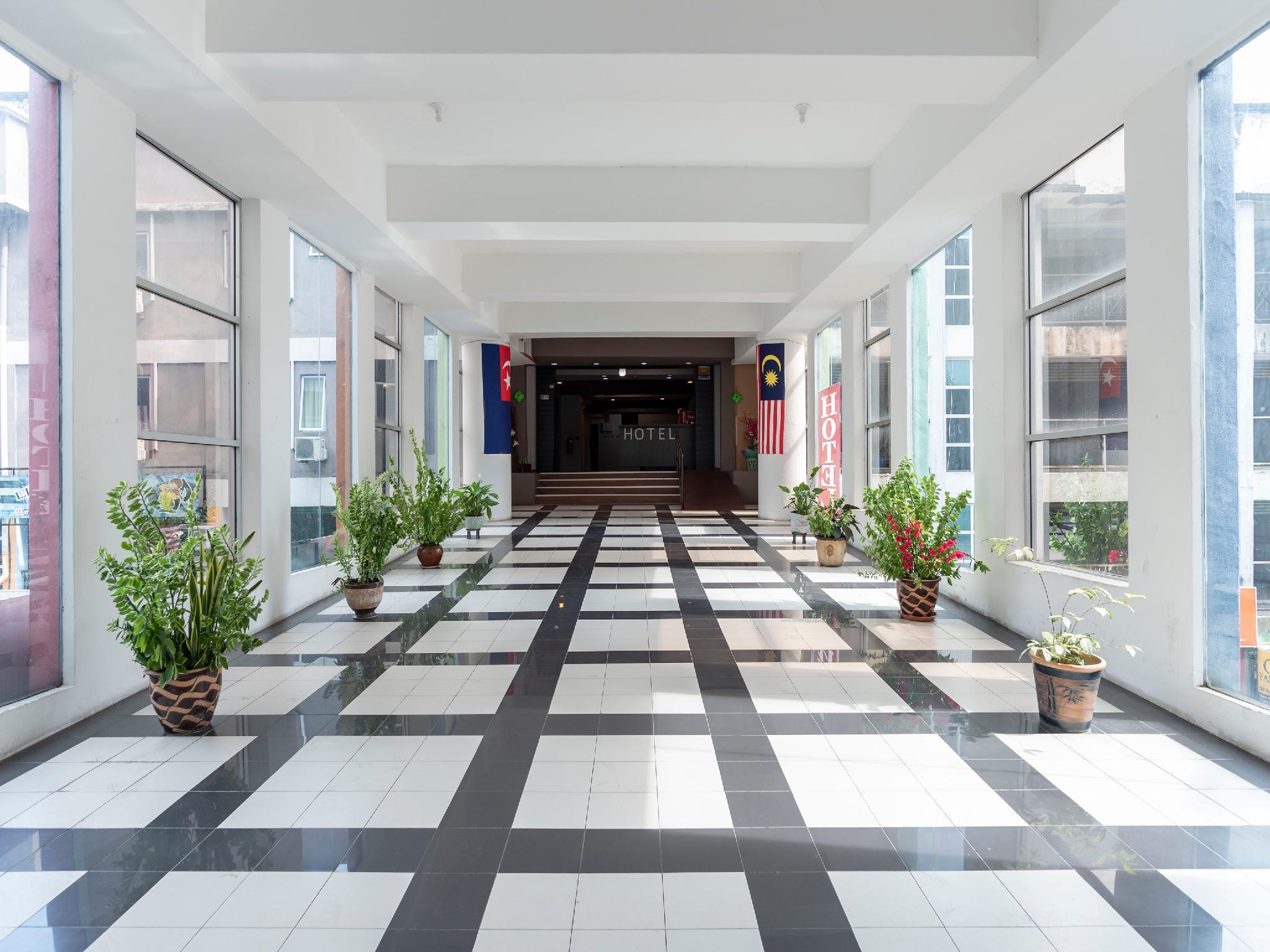Room V @ Kluang Parade 15/40