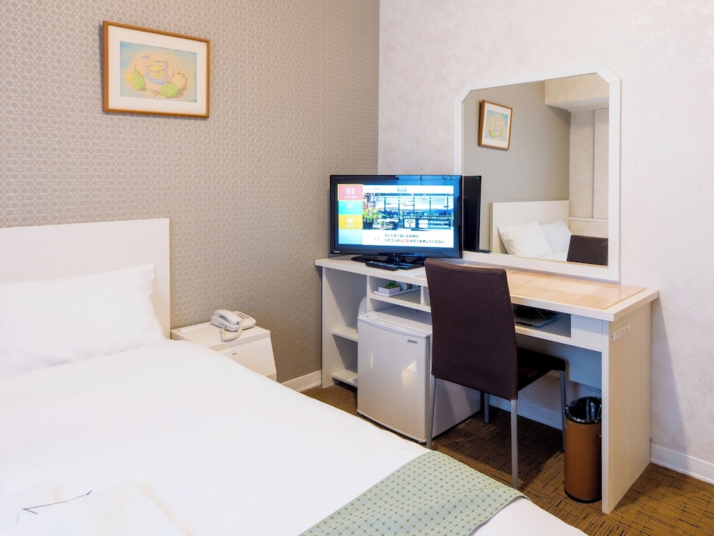 New Osaka Hotel 59/63