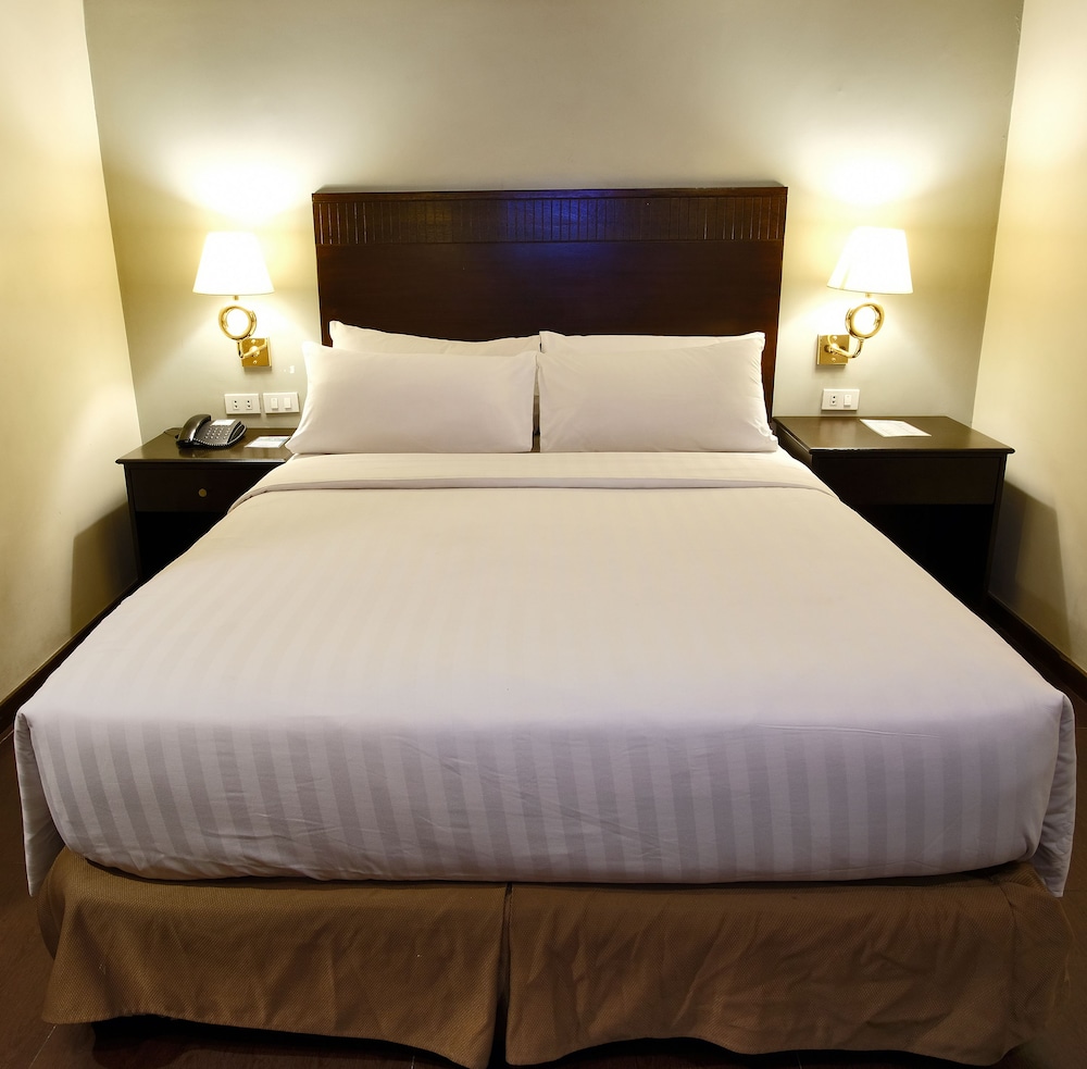 Fersal Hotel Kalayaan 38/63