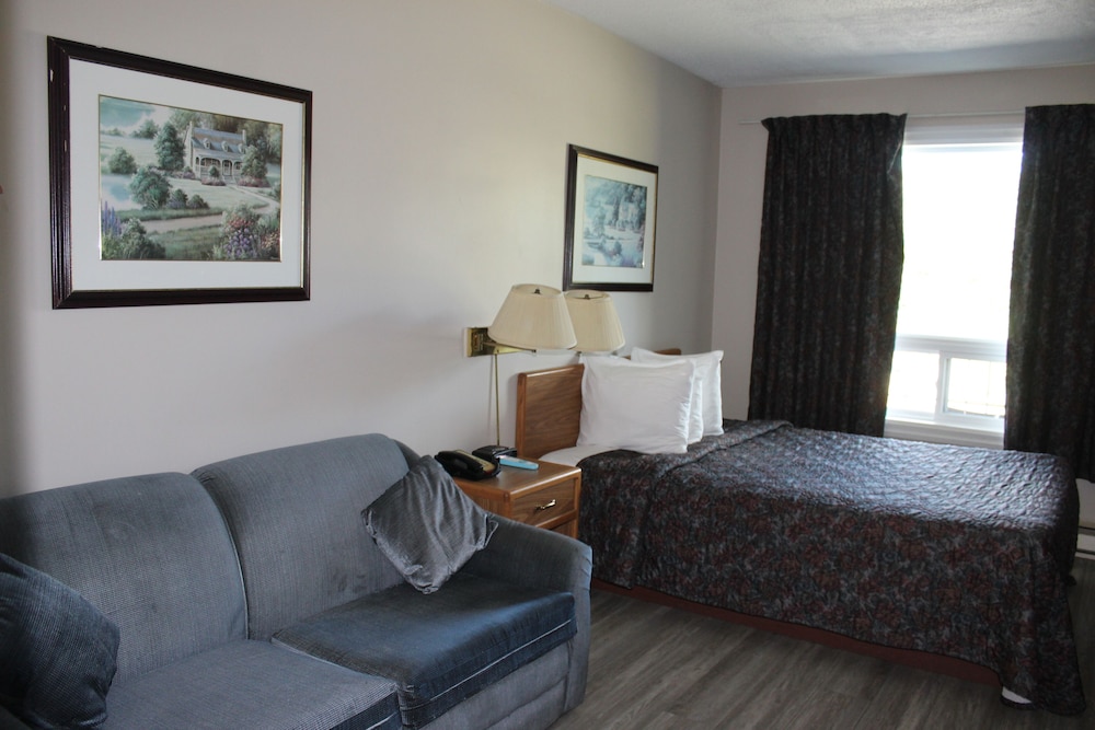 Bancroft Inn and Suites 23/39