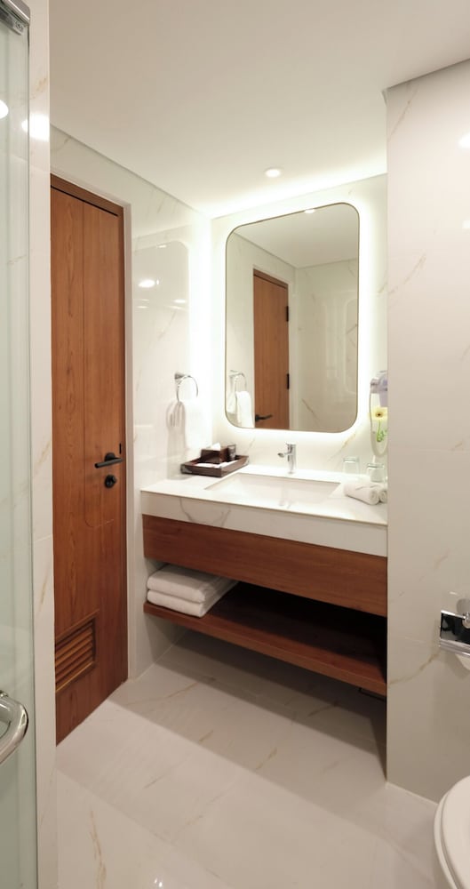 Atria Hotel Malang 62/63