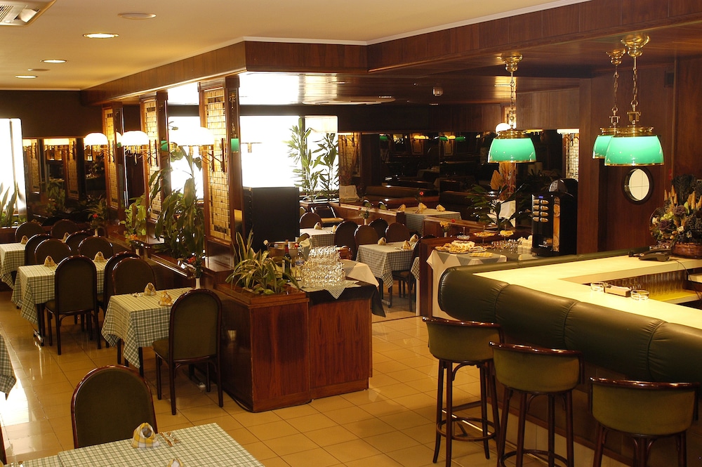 Andorra Palace 34/49