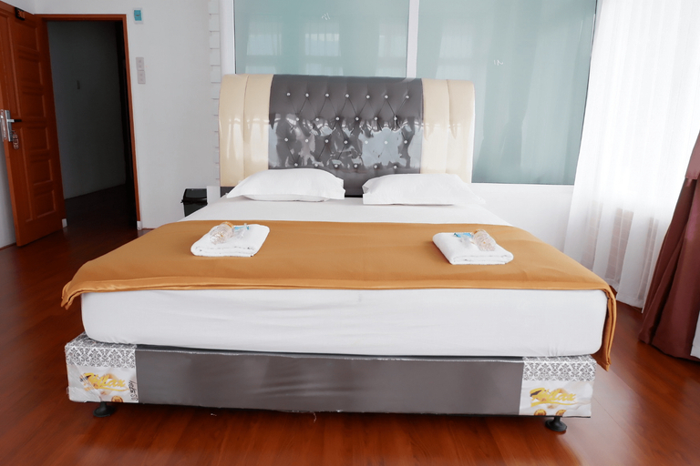 Star Beach Hotel 7/10