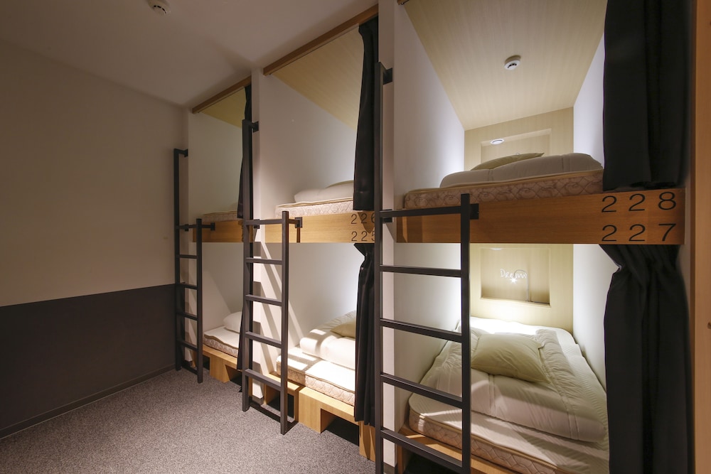 White Hostel Shinsaibashi 15/50