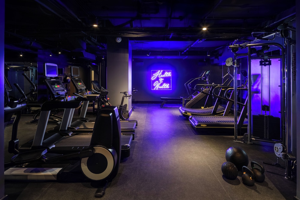 Gansevoort Meatpacking 48/77