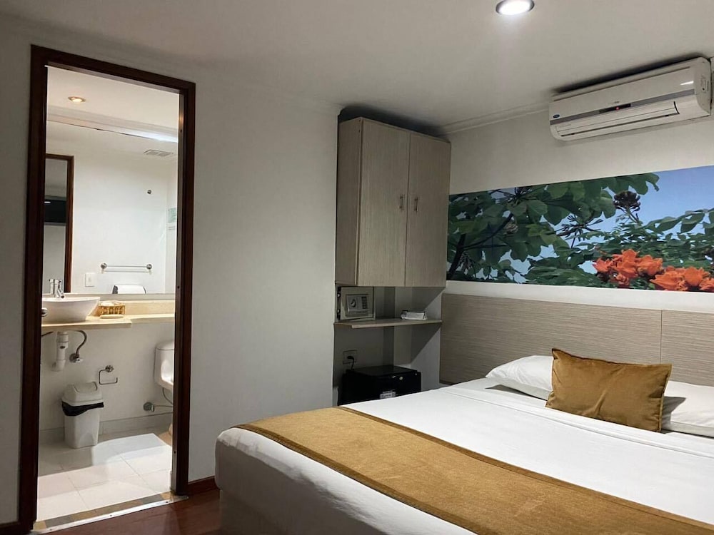 Hotel Porton Sabaneta 27/50