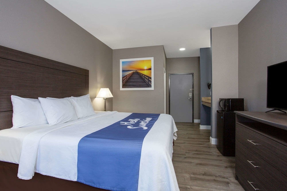 Days Inn by Wyndham Chesapeake 25/45