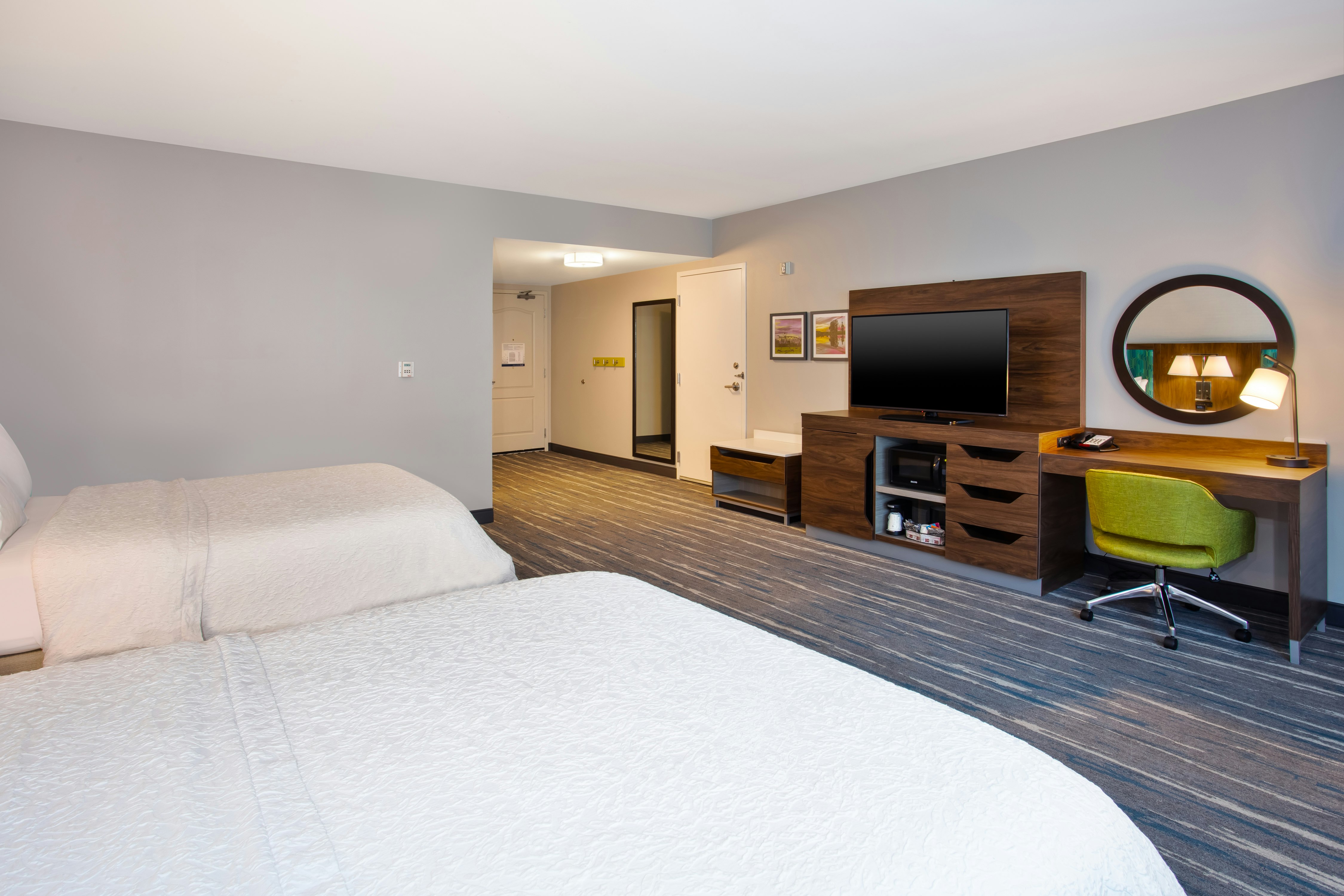استوديو بسريرين كوين لذوي الإعاقة، Hampton Inn & Suites Athens-I-65 (Huntsville Area) 3/8