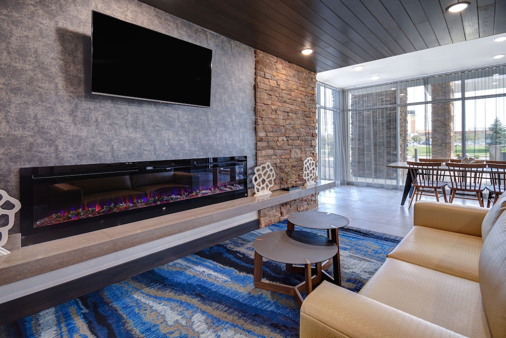 Fairfield Inn & Suites by Marriott Grand Rapids Wyoming 22/36