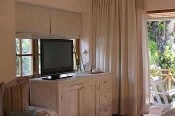 INDIAN OCEAN LODGE 48/60