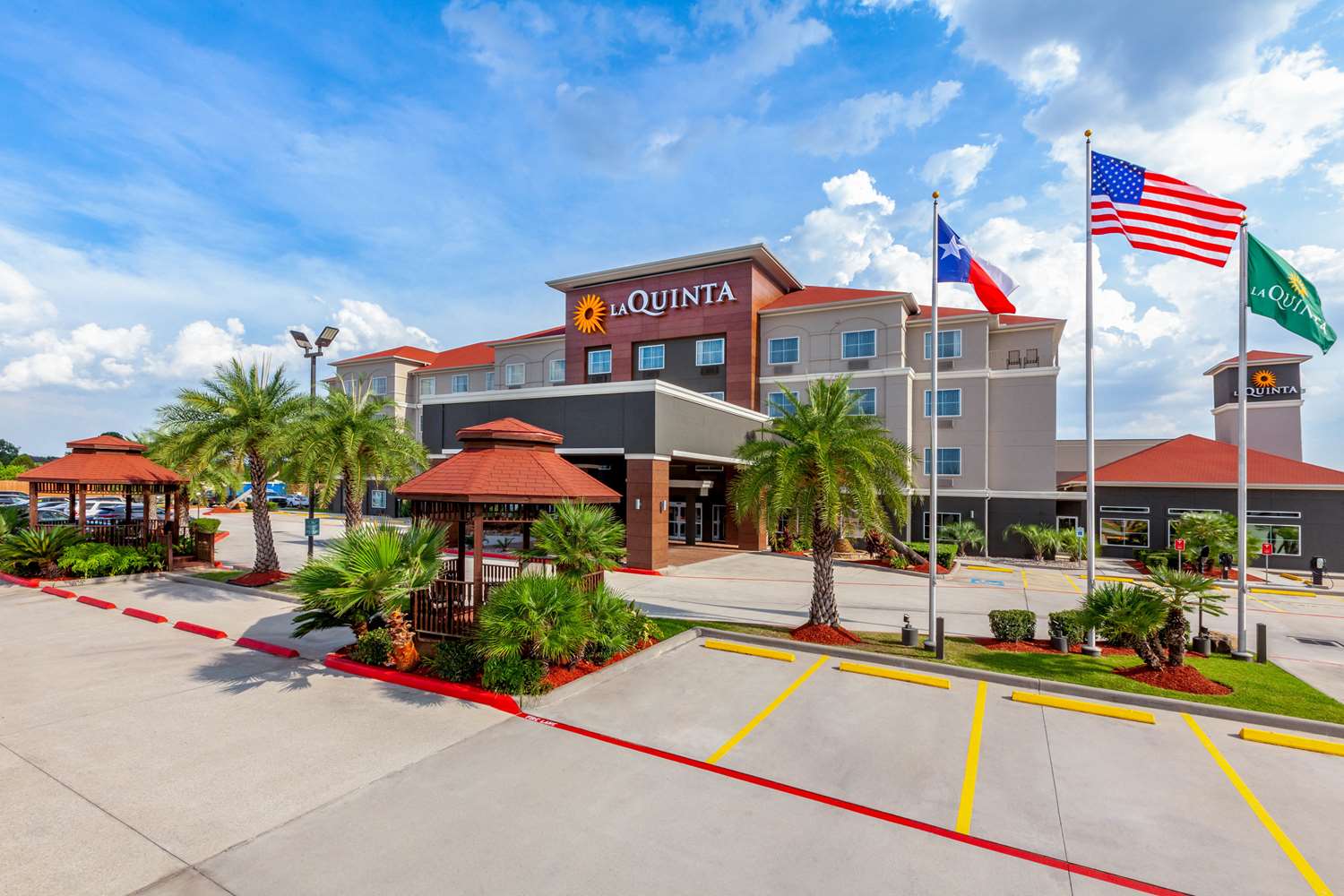 La Quinta Inn & Suites by Wyndham Houston Channelview 60/66