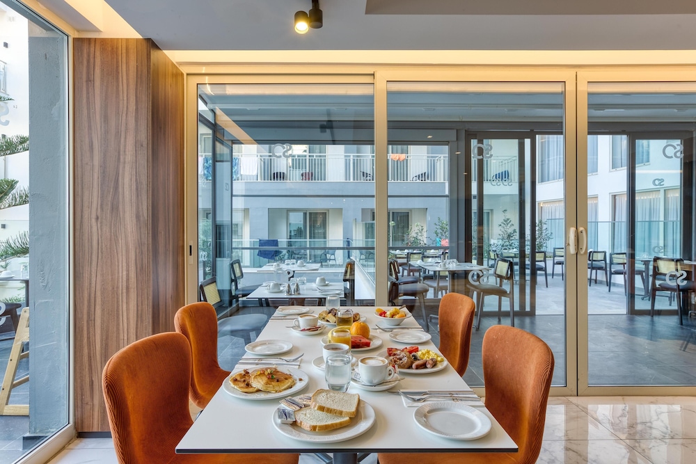 Solana Hotel & Spa 123/136