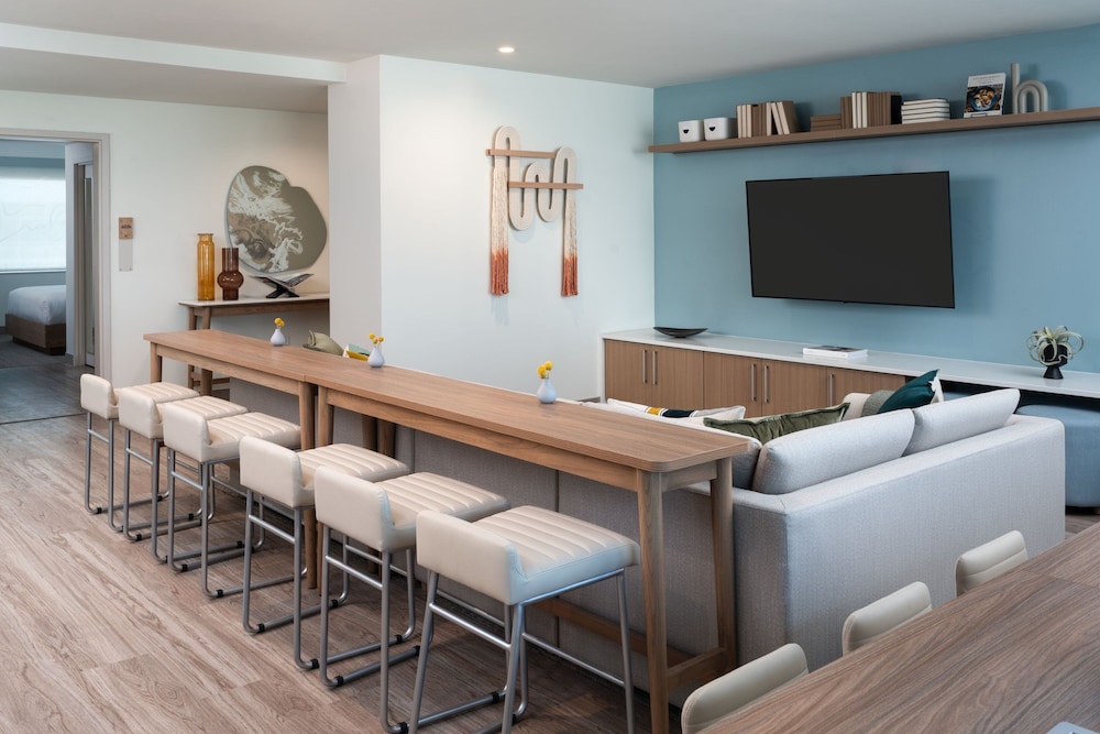 Element Melbourne Oceanfront 49/57