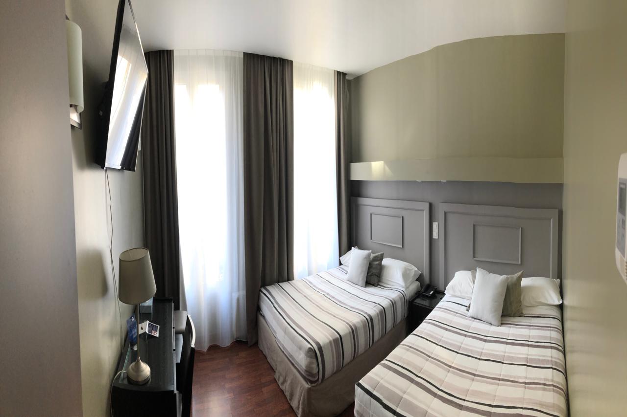 Hotel Cosmotel 53/83