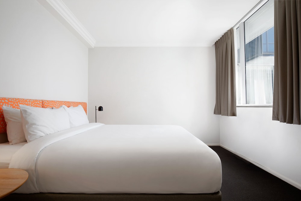 Oaks Perth Hotel 20/61